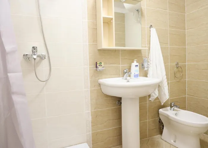 New Boulevard Moderno A * Tirana